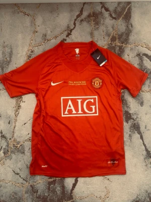 Manchester united fotbollströja - Manchester united, matchtröja. Helt ny. Skriv om intresseras! 