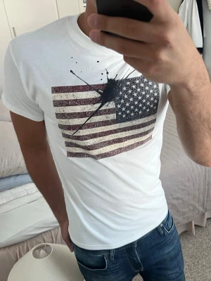 Concrete ink t shirt  - Nytt skick 