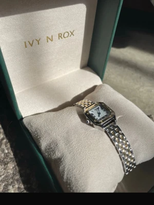 Ivy N Rox Damklocka - Aldrig använd armbandsklocka från Ivy N Rox.