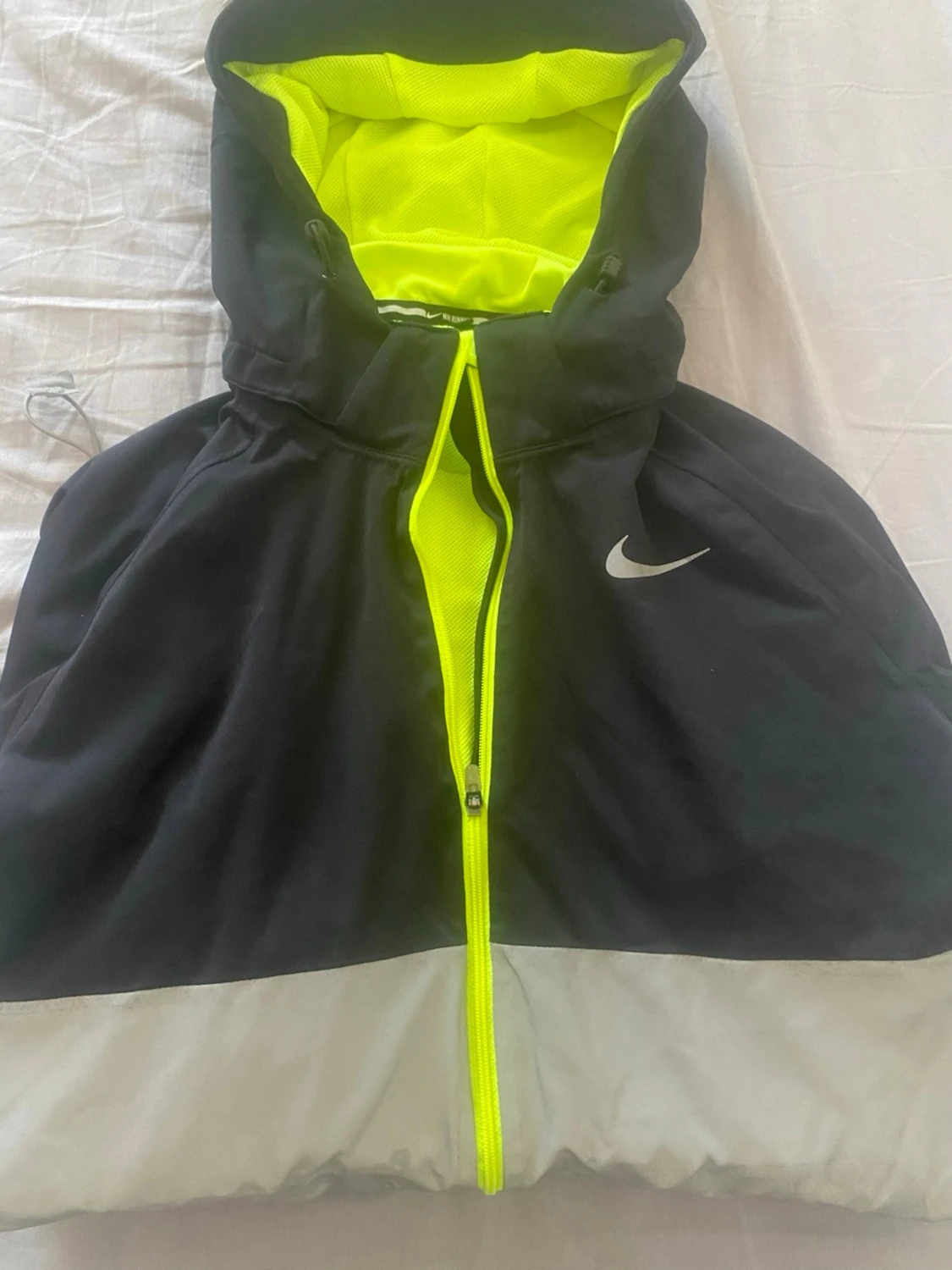 Nike vindjacka svart/vit/gul