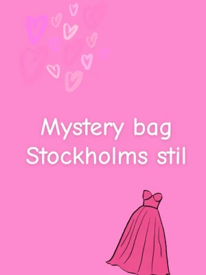 Mystery Bag - Jag sätter ihop en egen mystery bag som anpassas efter din storlek o dina önskemål så det är bara att skriva önskemål. Du bestämmer vad du vill betala mellan 150-500kr så anpassar jag värdet men värdet kommer alltid vara mer än priset du betalar! Skicket är nytt eller mycket bra på alla plagg. Tar inte emot retur🫶 Jag har haft flera kunder som köpt mystery bag och alla har varit supernöjda🤩