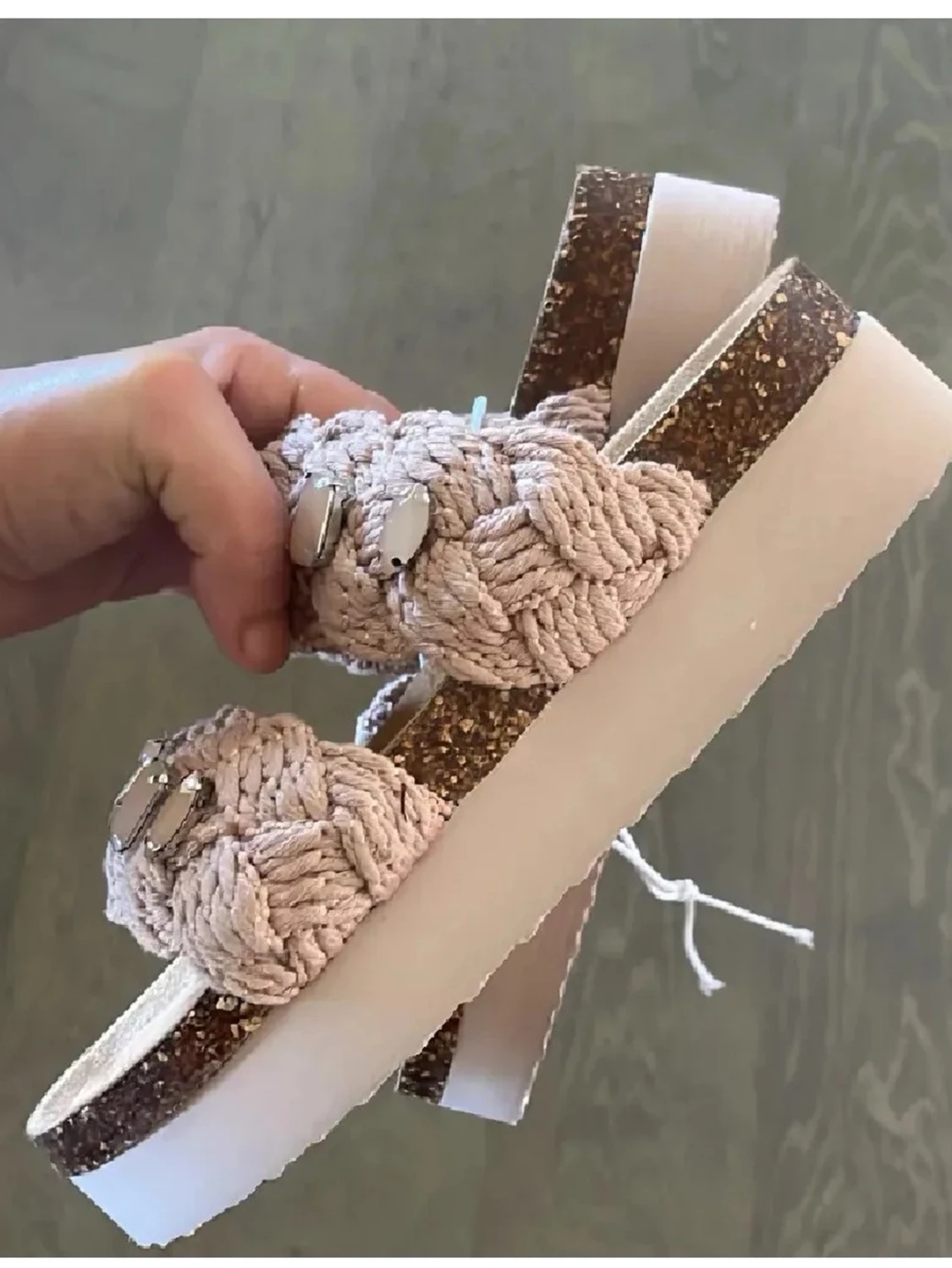 Rosa sandaler med pärldetaljer Clou - 2