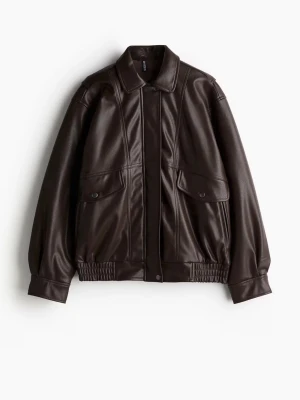Mörkbrun skinnjacka med fickor - Så cool oversized jacka från H&M, helt slutsåld! 