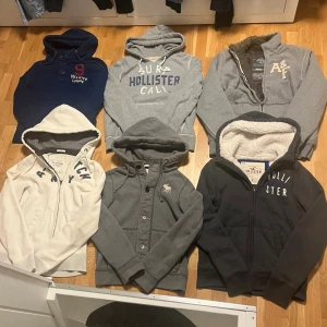 Hollister Abercrombie tröjor drop S/M/L  - Går att köpa en men rabatt vid flera. Skriv för köp. Olika eftertraktade Hollister Abercrombie tröjor i herr storlek S/M/L priser från 415 kr och upp styck. Skickar inom 1-3 dagar skriv för frågor 😁