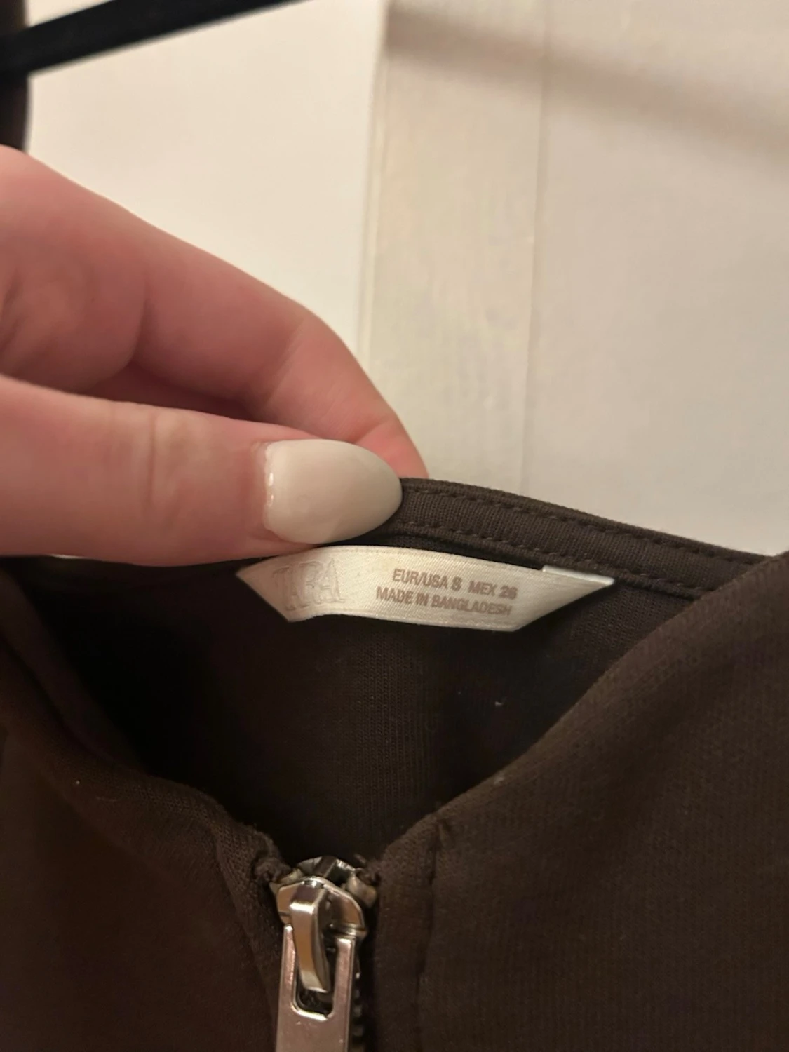 Brun croppad topp med dragkedja - 1