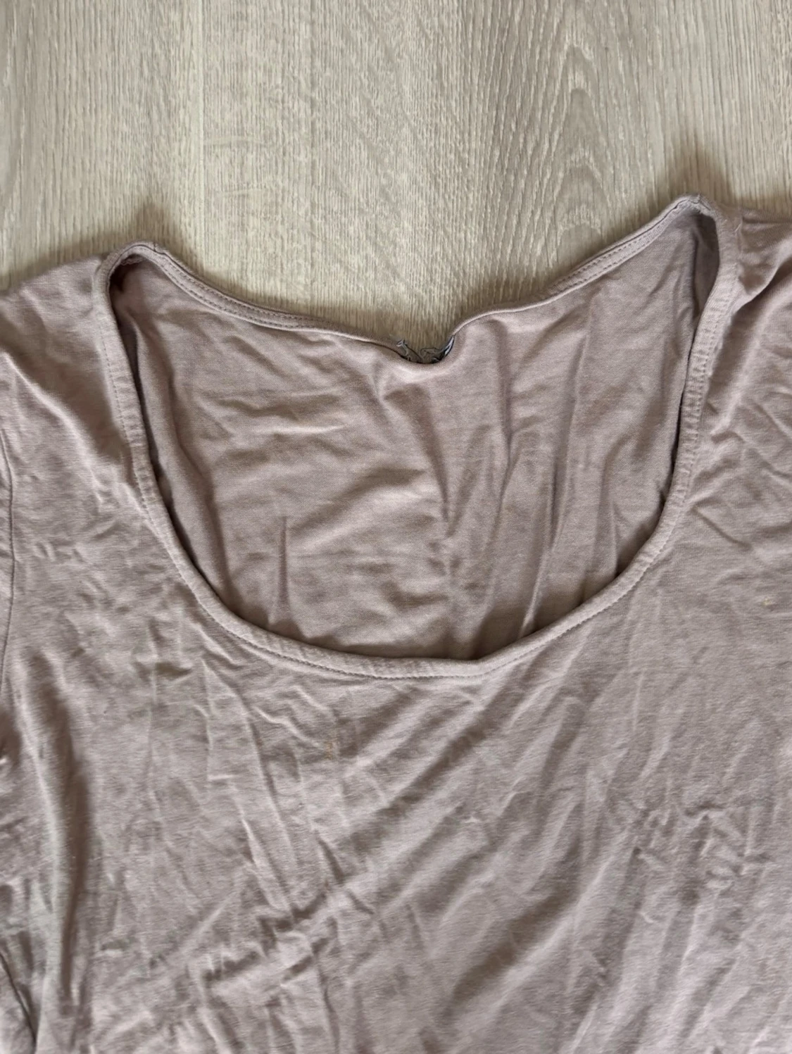 Beige långärmad topp med rund hals - 2