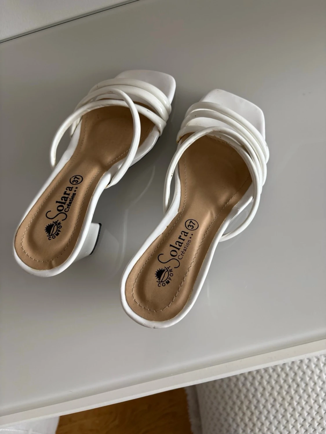 Vita ballerinaskor från Solara - 1