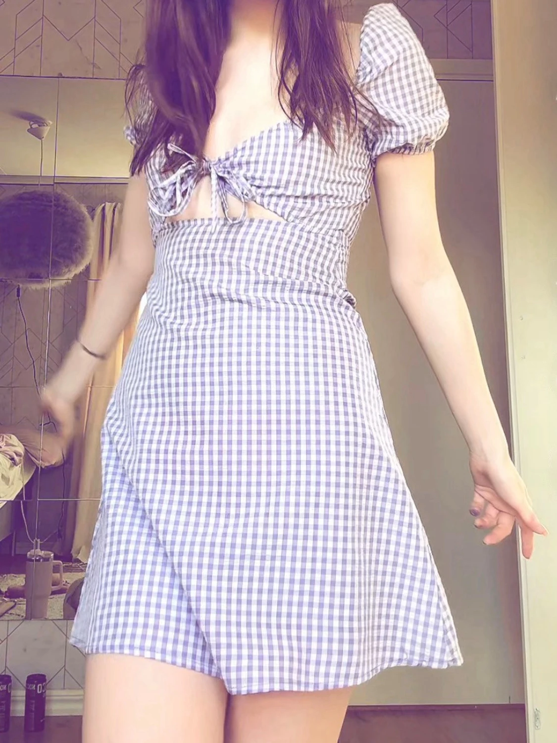 Lila rutig kortklänning med puffärm