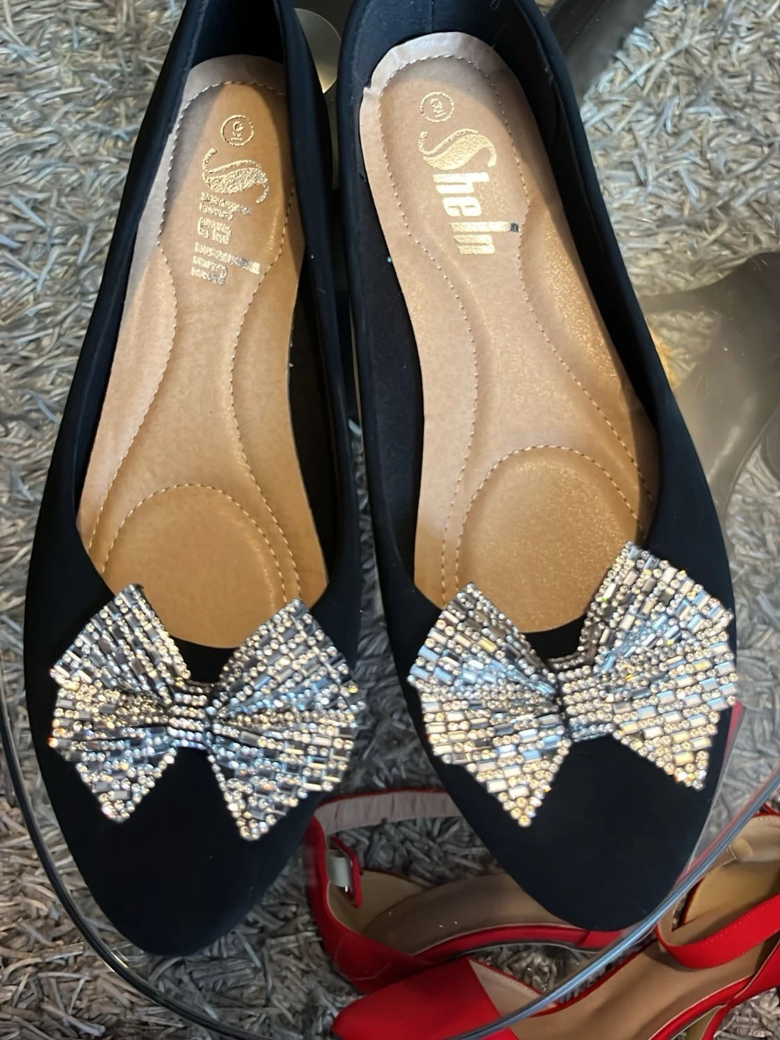 Svarta ballerinaskor med strassrosett - 2