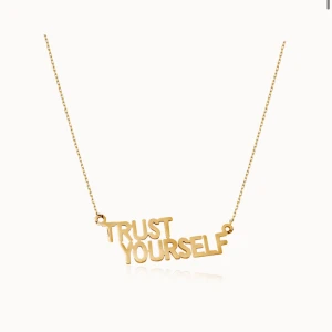 Ioaku guldhalsband - Säljer detta snygga statement halsbandet från Ioaku💞 i jättefint skick, säljer pga att det inte kommer till användning. 