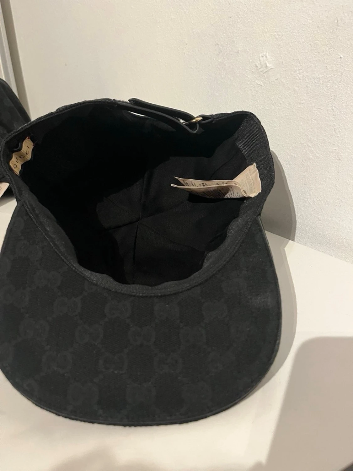 Svart keps från Gucci med monogram - 1