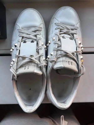 Valentino skor💕💕✨✨ - Jätte fina✨✨✨✨✨✨⭐️⭐️⭐️⭐️ box med kommer ej