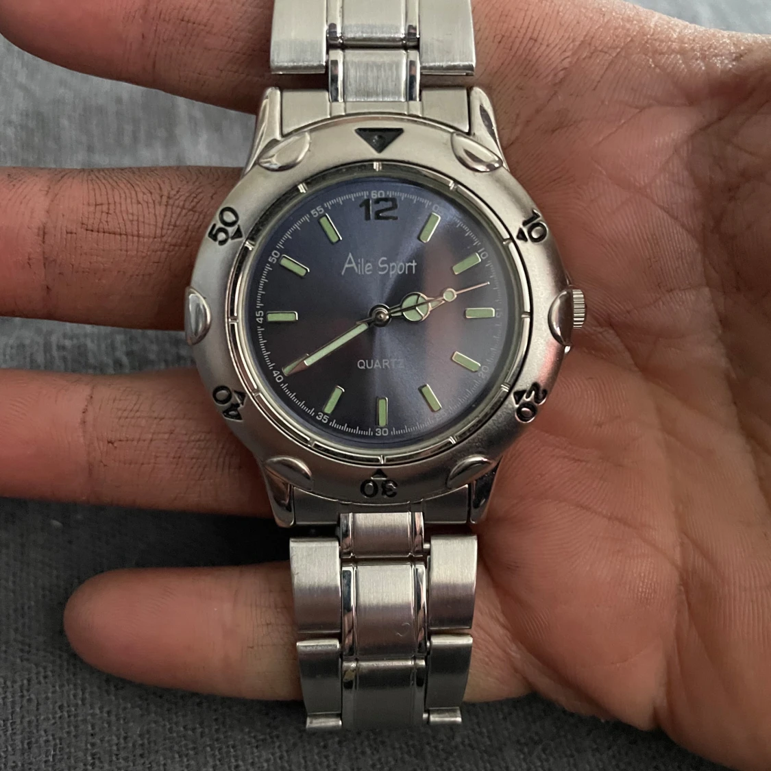 Aile Sport silverfärgad klocka - 2