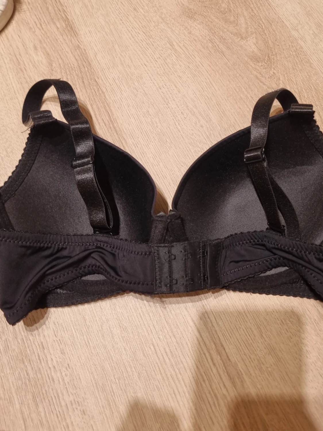 Svart bh med strassband - 1