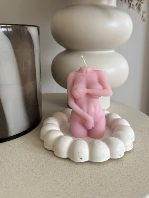 Handgjort ljus - Handgjort ljus formad som en kvinnokropp