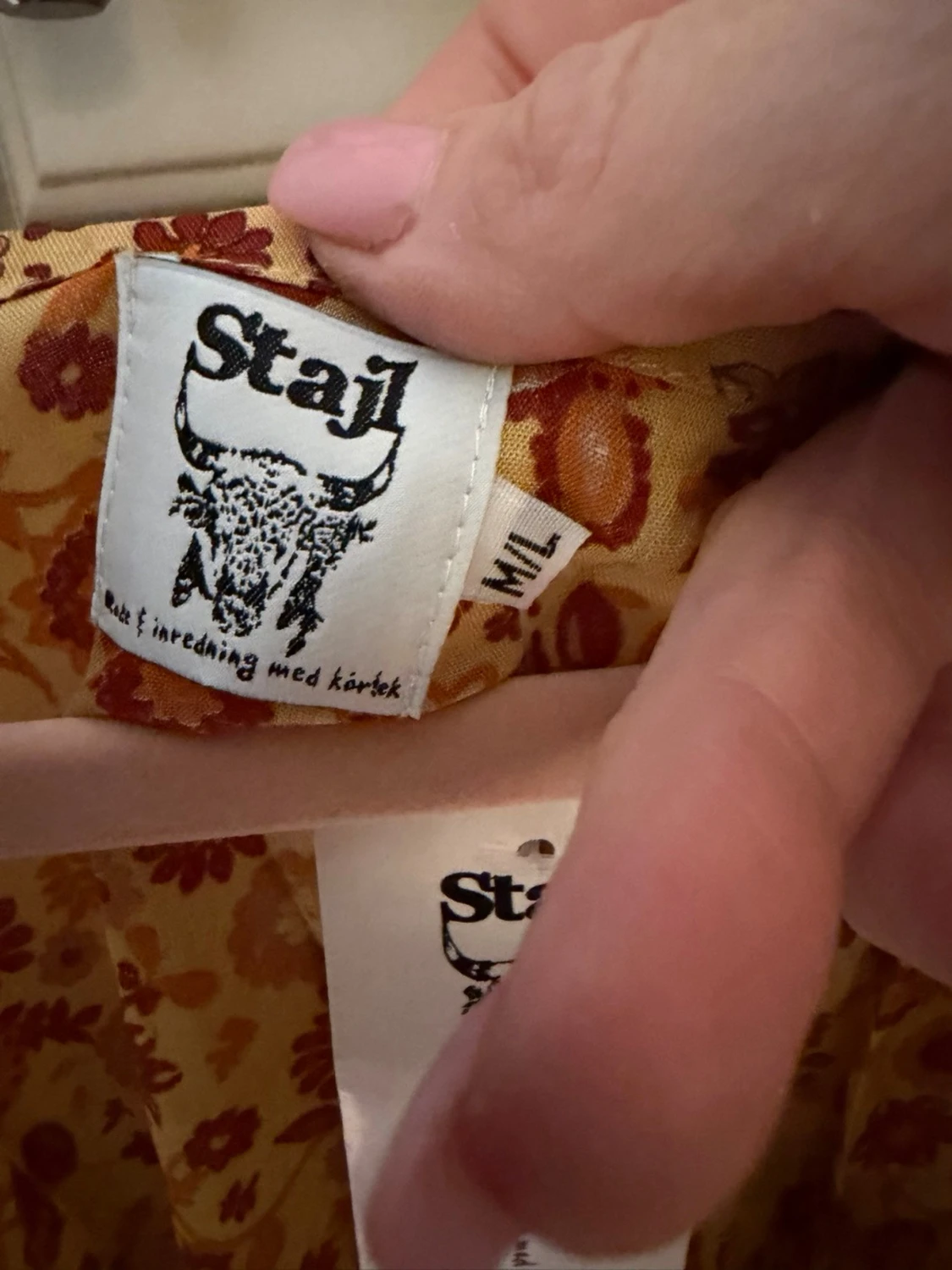 Blommig kortklänning från Spell - 3