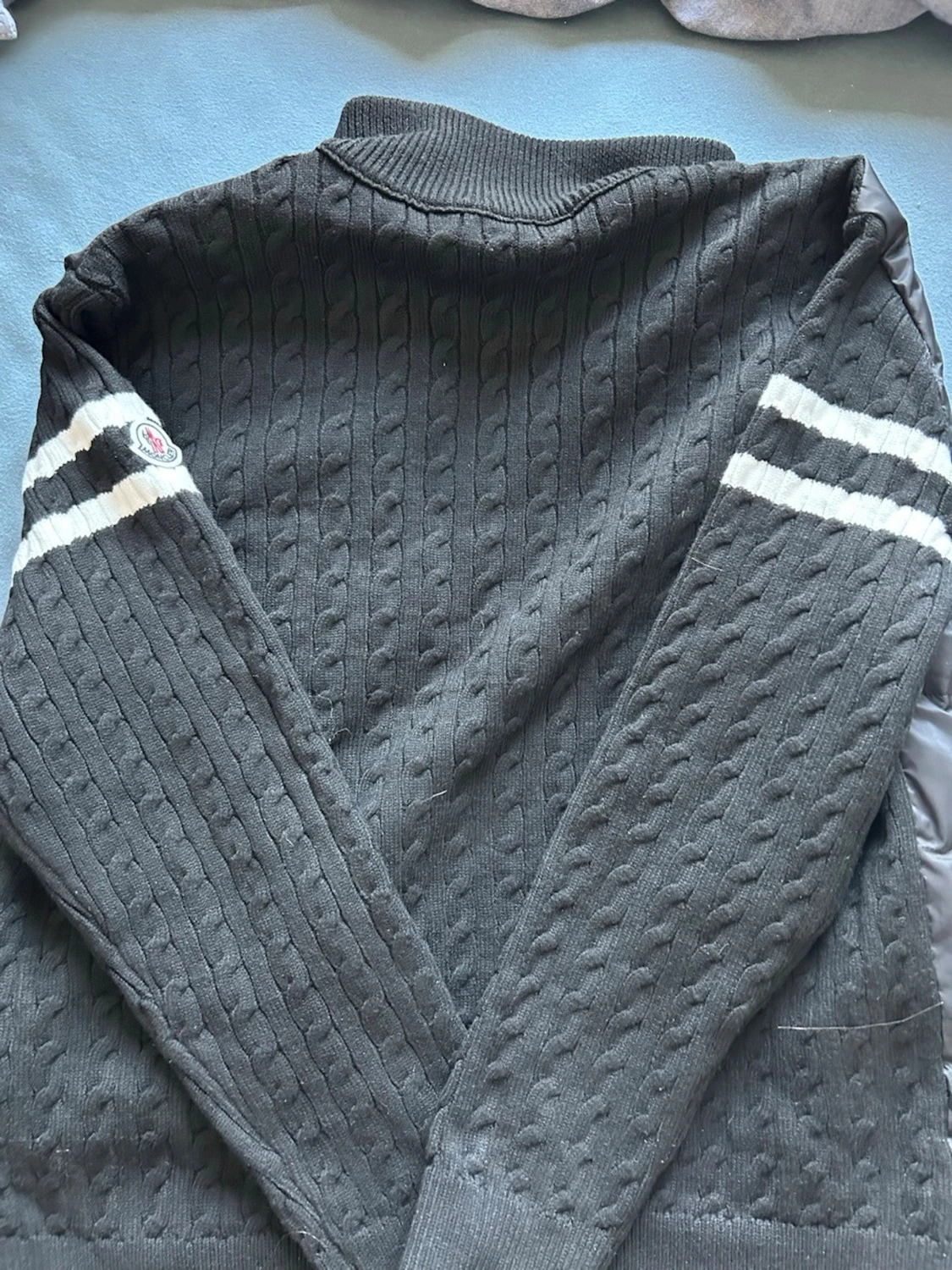 Svart pufferjacka från Moncler - 3