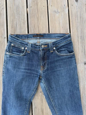 Nudie jeans - Nudie jeans - Modell: tight long john - Storlek: W28/L32  - skick: 9/10 - Nypris runt 2000kr