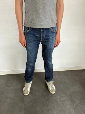 Tramarossa jeans  - Tramarossa jeans herr| pris:799kr| storlek:31/31| skick:9,8/10| hör av dig vid minsta lilla fundering eller fråga| 