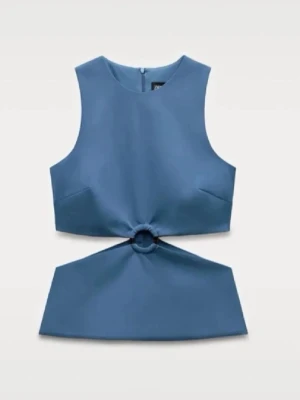 Zara topp  - Superfin topp från Zara med fina detaljer som framhäver midjan, i mycket bra skick! I strl xs🩷