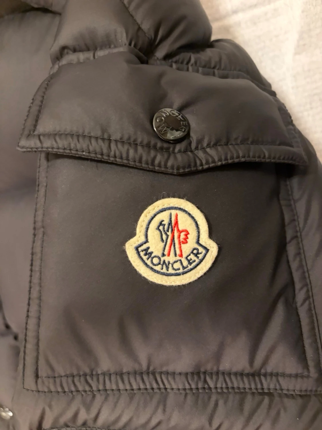  Moncler Vezera - 1
