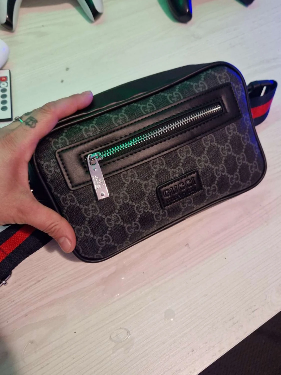 Gucci axelväska med monogram - 2