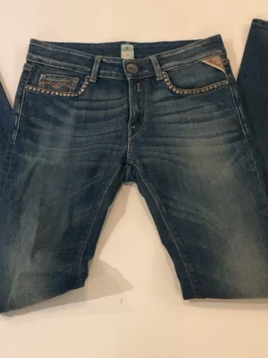 Reaplay jeans - Ett par sköna reaplay jeans i mycket bra skick,hör av er vid frågor och om ni är intresserade 