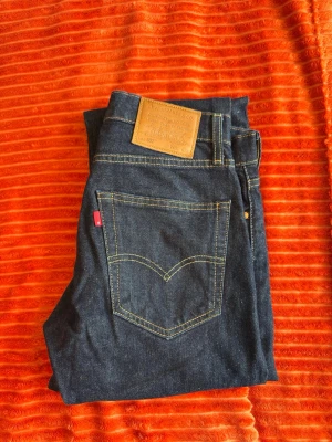 Levis jeans - Levis jeans 502, har bara haft på mig hemma 2 gånger. I nyskick! Storlek W31 & L34