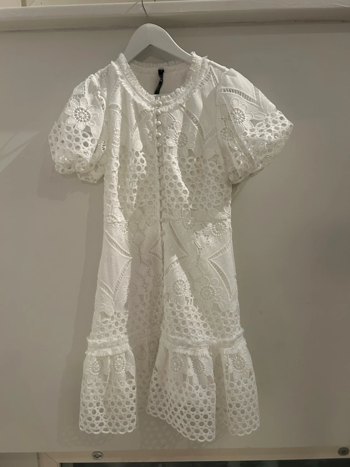 Vit spetsklänning studentklänning - 1