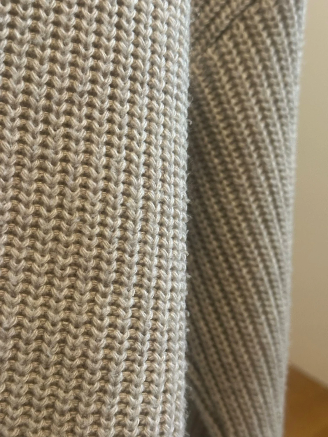 Beige översized tröja i stl M  - 2