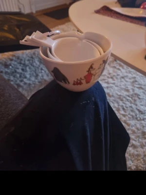 Måttsats  - Säljer tre olika mått med motiv av mumin..