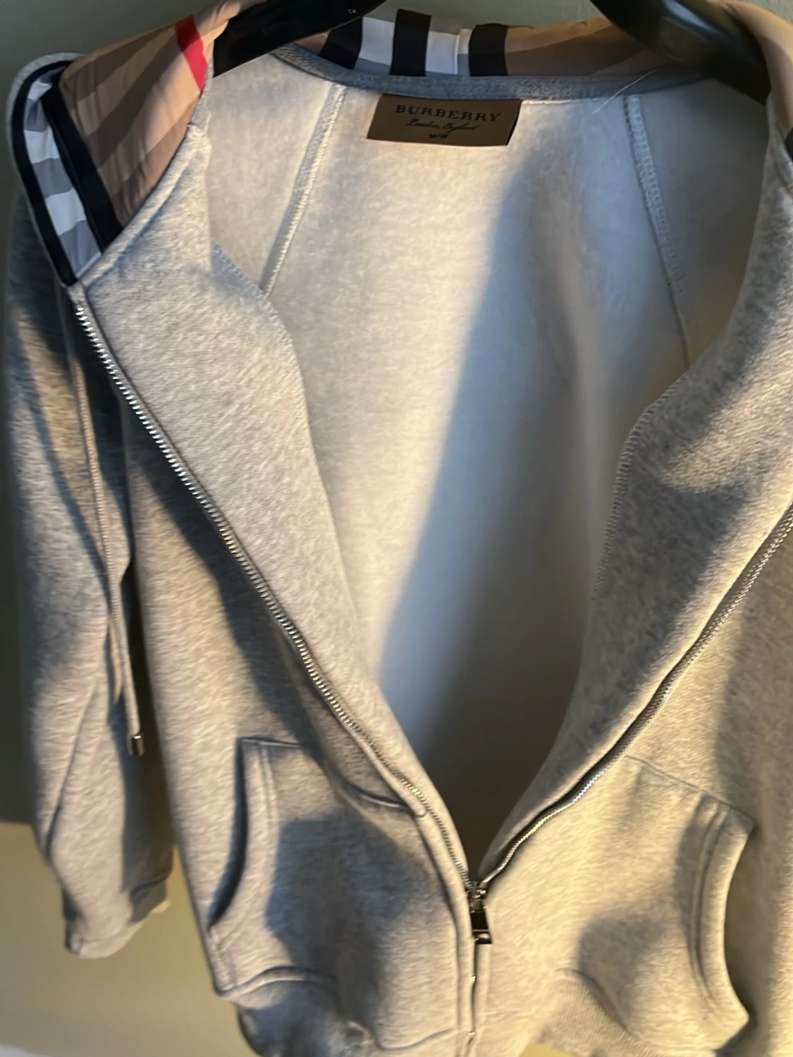 Grå zip-hoodie från Burberry - 4
