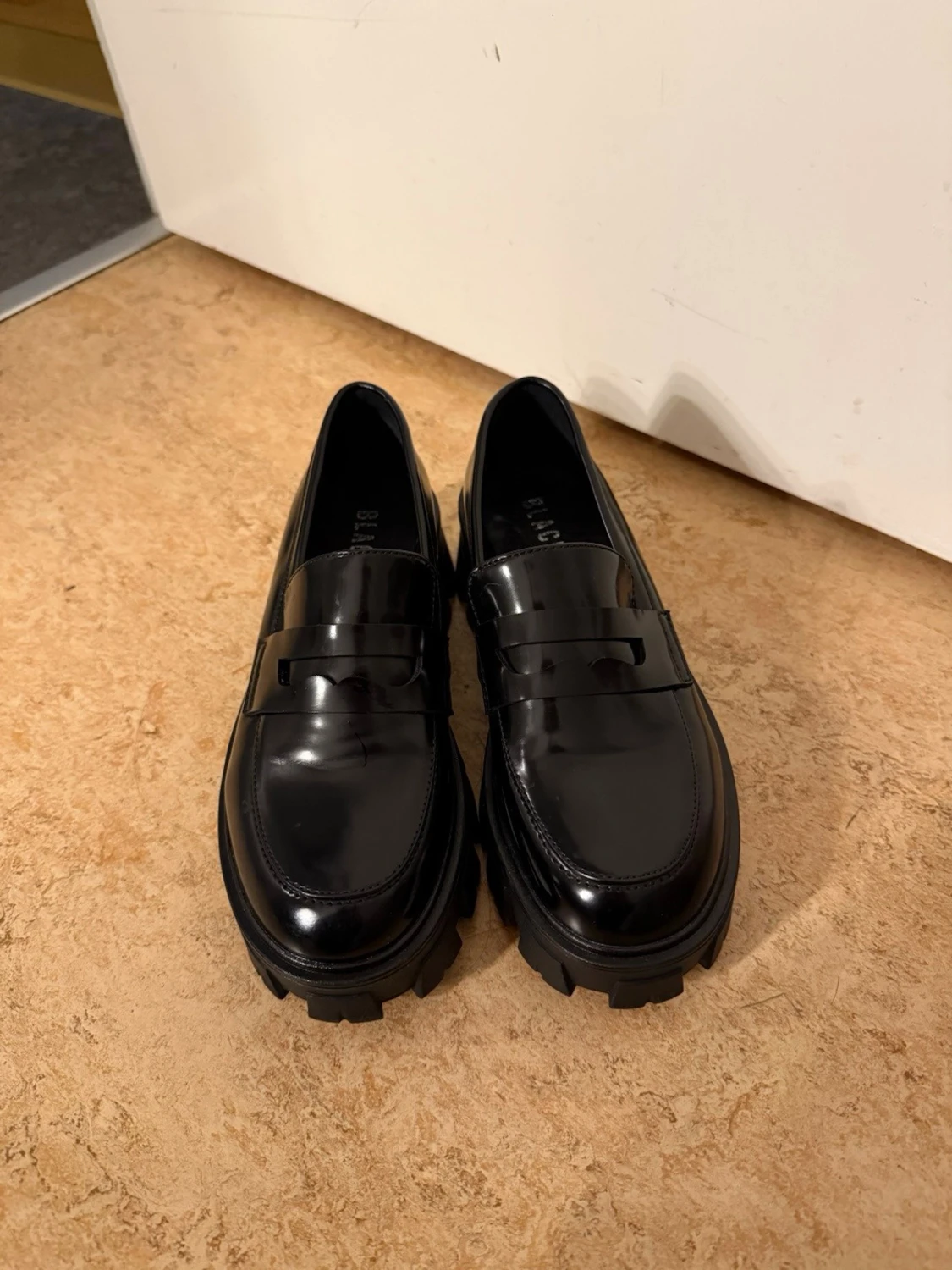 Chunky svarta loafers från Bianco