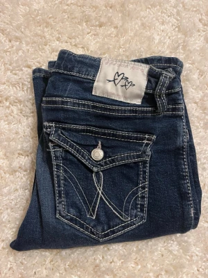 Jeans från Gina  - Jeans från Gina tricot i storlek 164. 🩷
