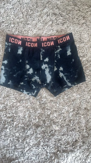 Svarta tie-dye kalsonger ICON - Icon kalsonger dom är helt nya aldrig andvänt. 