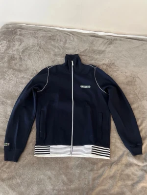 Lacoste dress - Använd nån enstaka gång.