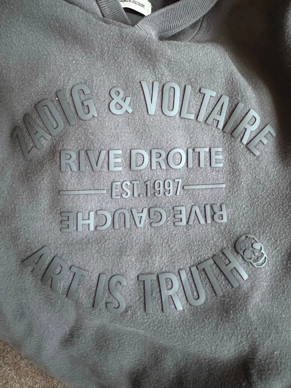 Grå hoodie från Zadig & Voltaire - 1