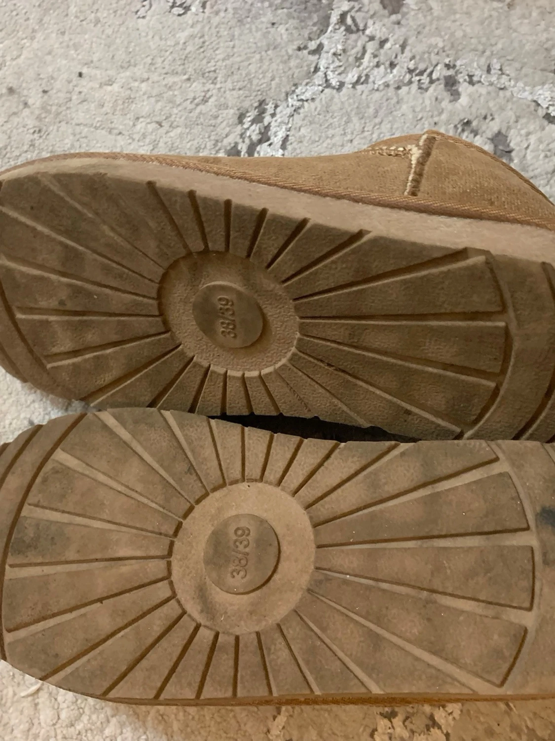 Uggs - 3