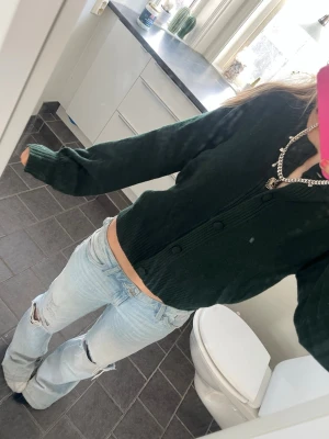 grön kofta! - supersnygg och stilren kofta ifrån STHLM 🙌🏼