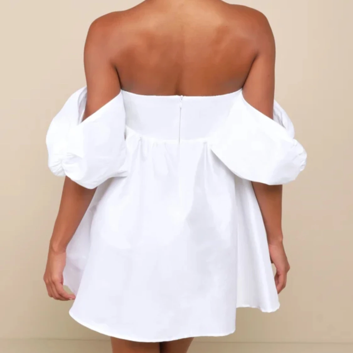 Vit off shoulder klänning puffärm - 2