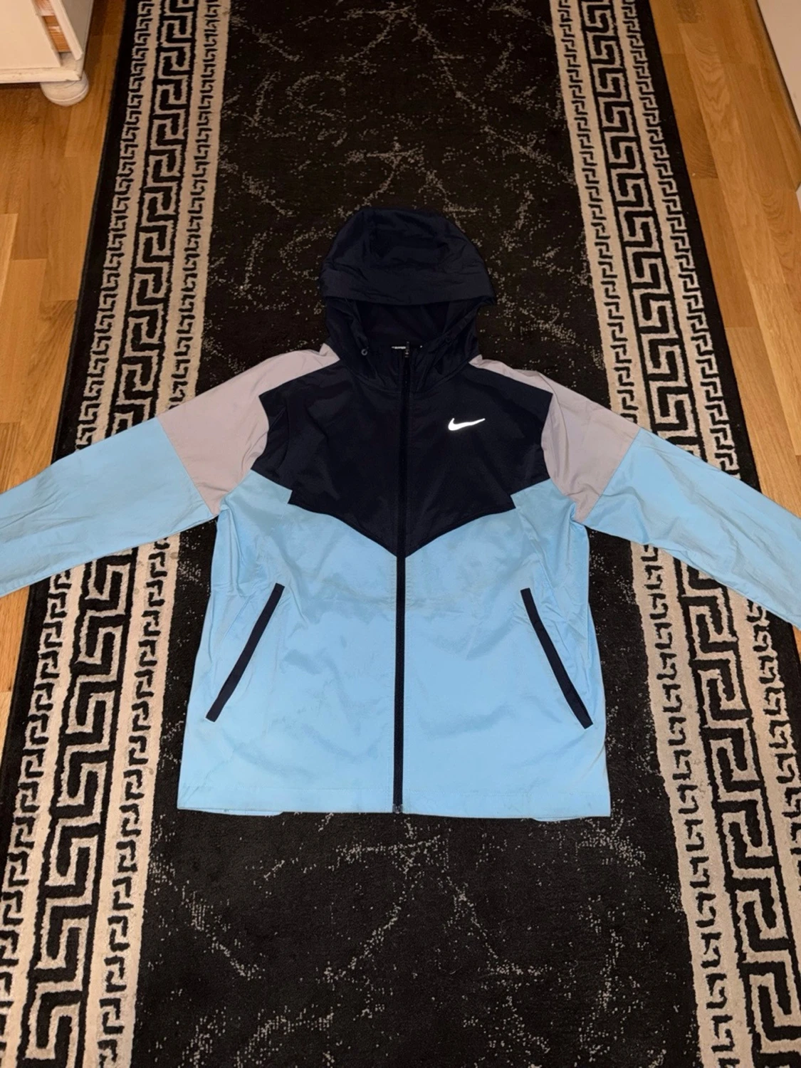 Nike miler vindjacka blå (slut i alla butiker)