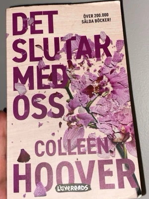 Det slutar med oss av Colleen Hoover - Bästa boken jag har läst!❤️
