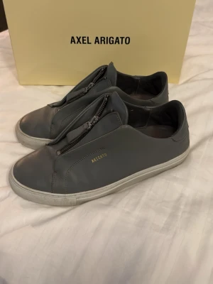 Axel Arigato skor - Axel Arigato zip skor 
