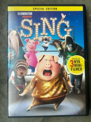 Sing special edition dvd - Sing Special Edition med 3 mini-filmer. Filmen har en speltid på 1 timme och 44 minuter. Textning finns på svenska, norska, danska, finska och engelska.  Finns på språk: Svenska, Danska, Norska, Finska, Engelska   OBS!! skivorna är begagnade så det kan förekomma repor/hairlines på skivorna, men då jag kollar igenom alla filmer jag säljer garanterar jag att alla funkar felfritt om inget annat står! :)