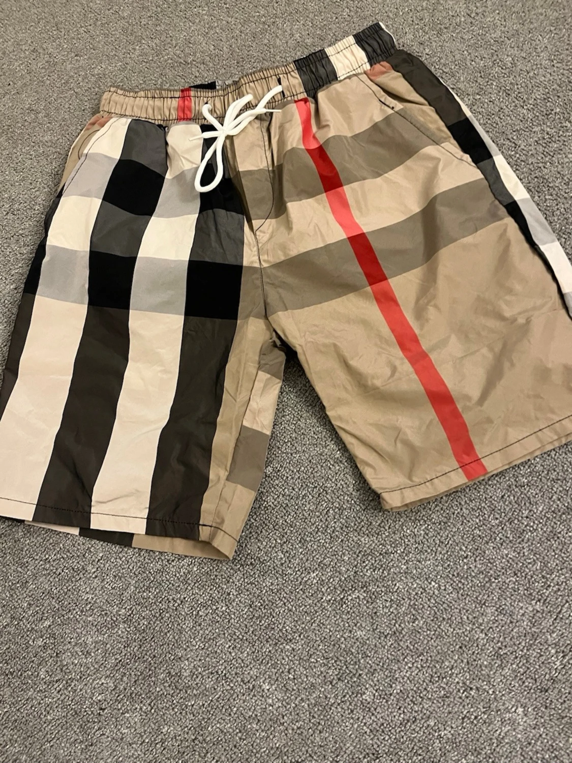 Rutiga shorts från Burberry - 1