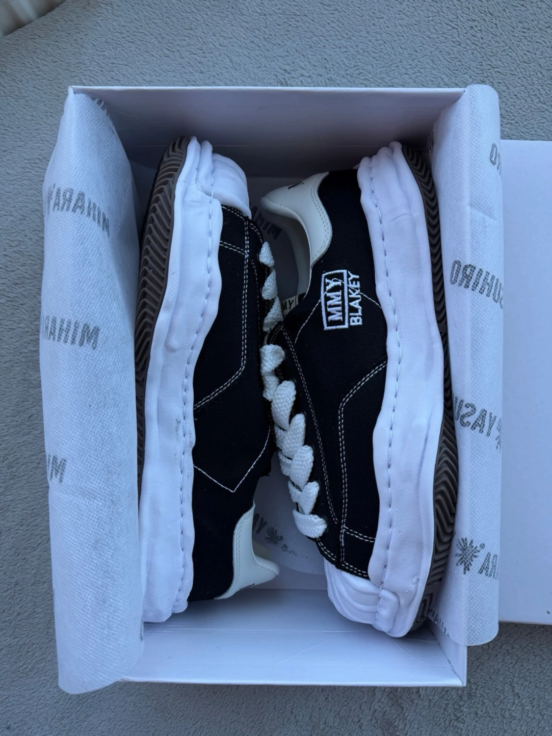 Svarta MMY Blakey sneakers - 1