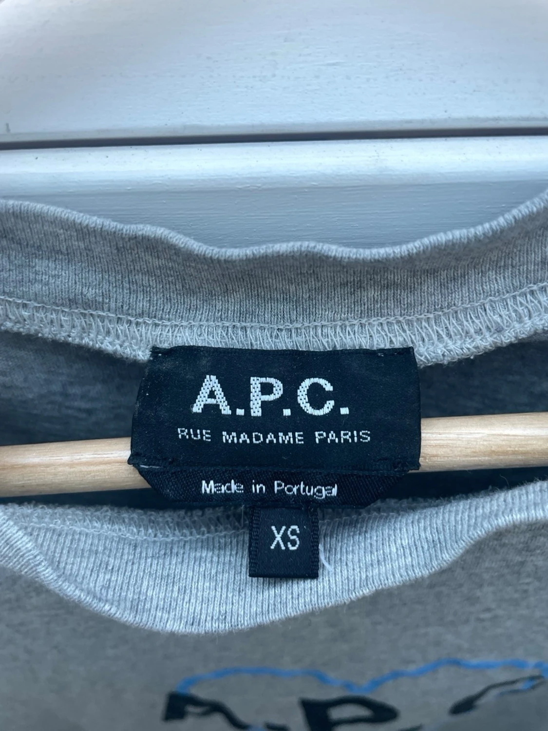 Grå A.P.C t-shirt  - 3