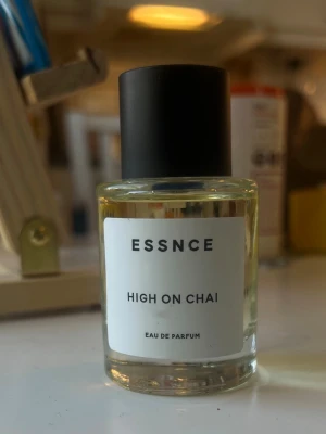 ESSNCE High On Chai parfym - Använt enstaka gånger
