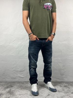Replay jeans  - Ett par riktigt snygga jeans från Replay i storlek W30 L32 i modellen Anbbas 