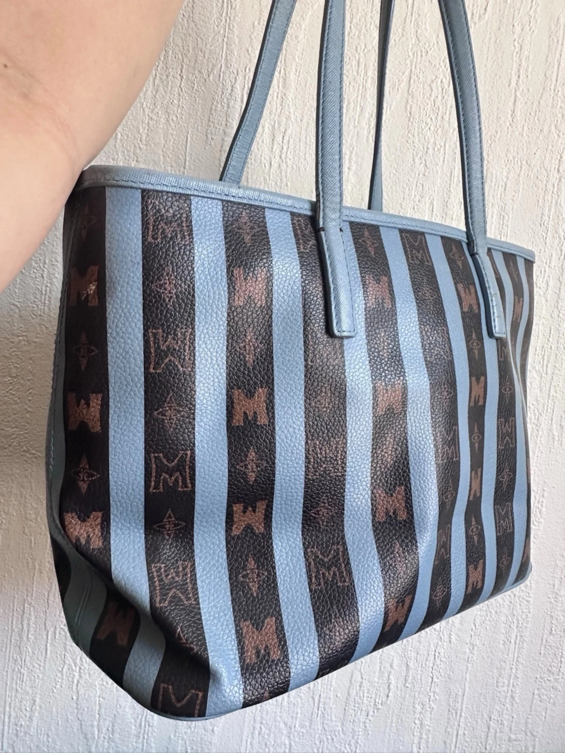 Shoulder bag - 1